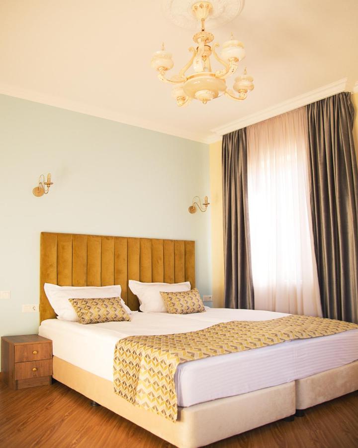 Phazisi Hotel Tbilisi Exterior foto